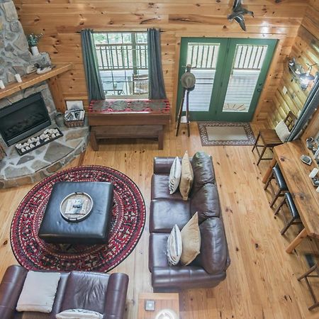 Tree Top Lodge - Gorgeous Lake Cabin With Hot Tub & Magnificent Views Of Forests And Mountains! Cabin Butler Экстерьер фото