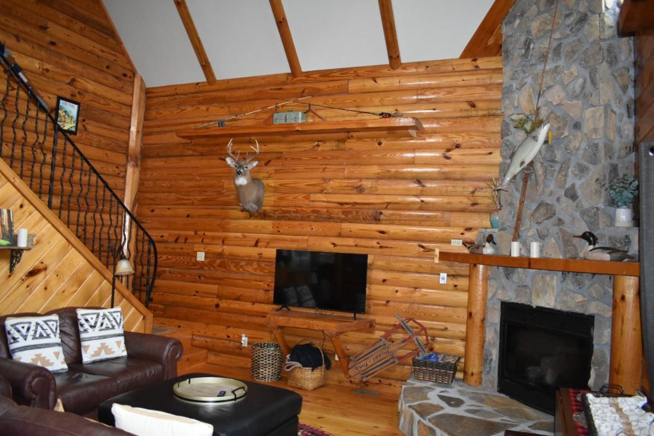 Tree Top Lodge - Gorgeous Lake Cabin With Hot Tub & Magnificent Views Of Forests And Mountains! Cabin Butler Экстерьер фото