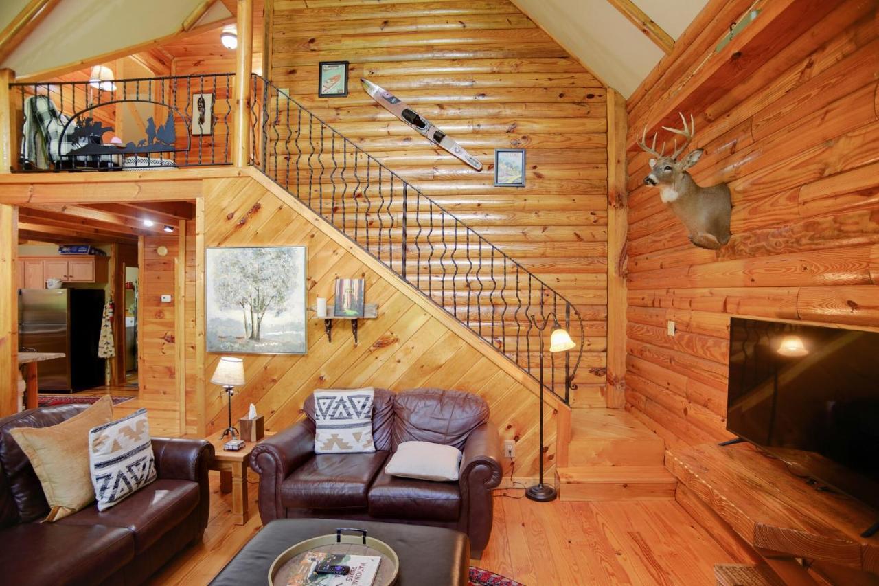 Tree Top Lodge - Gorgeous Lake Cabin With Hot Tub & Magnificent Views Of Forests And Mountains! Cabin Butler Экстерьер фото