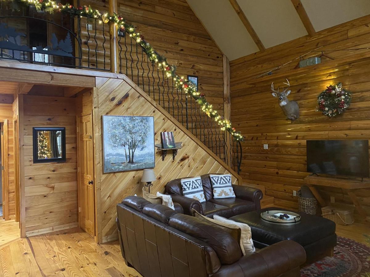 Tree Top Lodge - Gorgeous Lake Cabin With Hot Tub & Magnificent Views Of Forests And Mountains! Cabin Butler Экстерьер фото